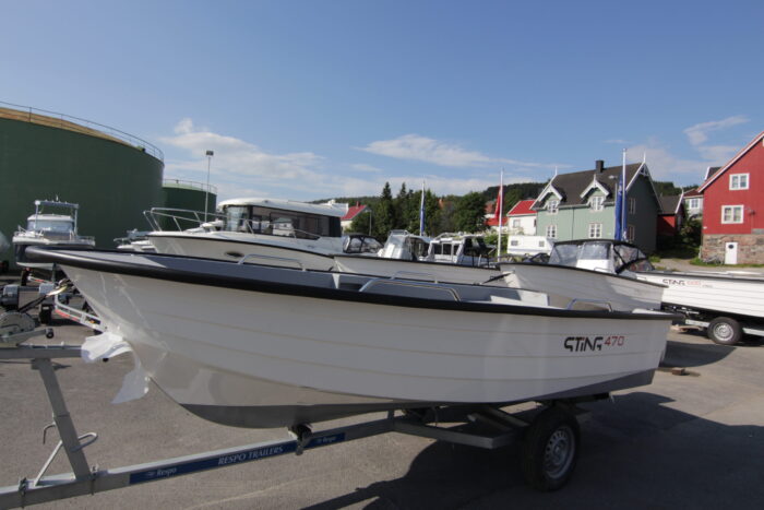 Sting 470 Pro m/25 HK Mercury EFI